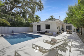 Designer Home w Pool & Firepit - 7 min to Brickell